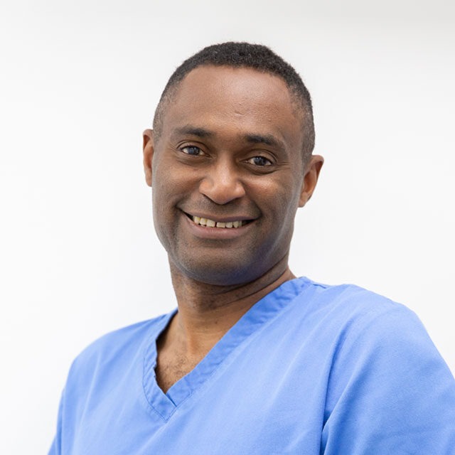 Dr Robert Ward